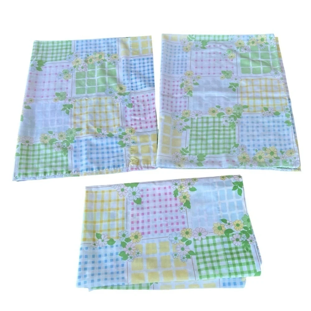 VTG Cannon Monticello Floral Patchwork Gingham 3-Piece Pillowcase Set 70s Cutter